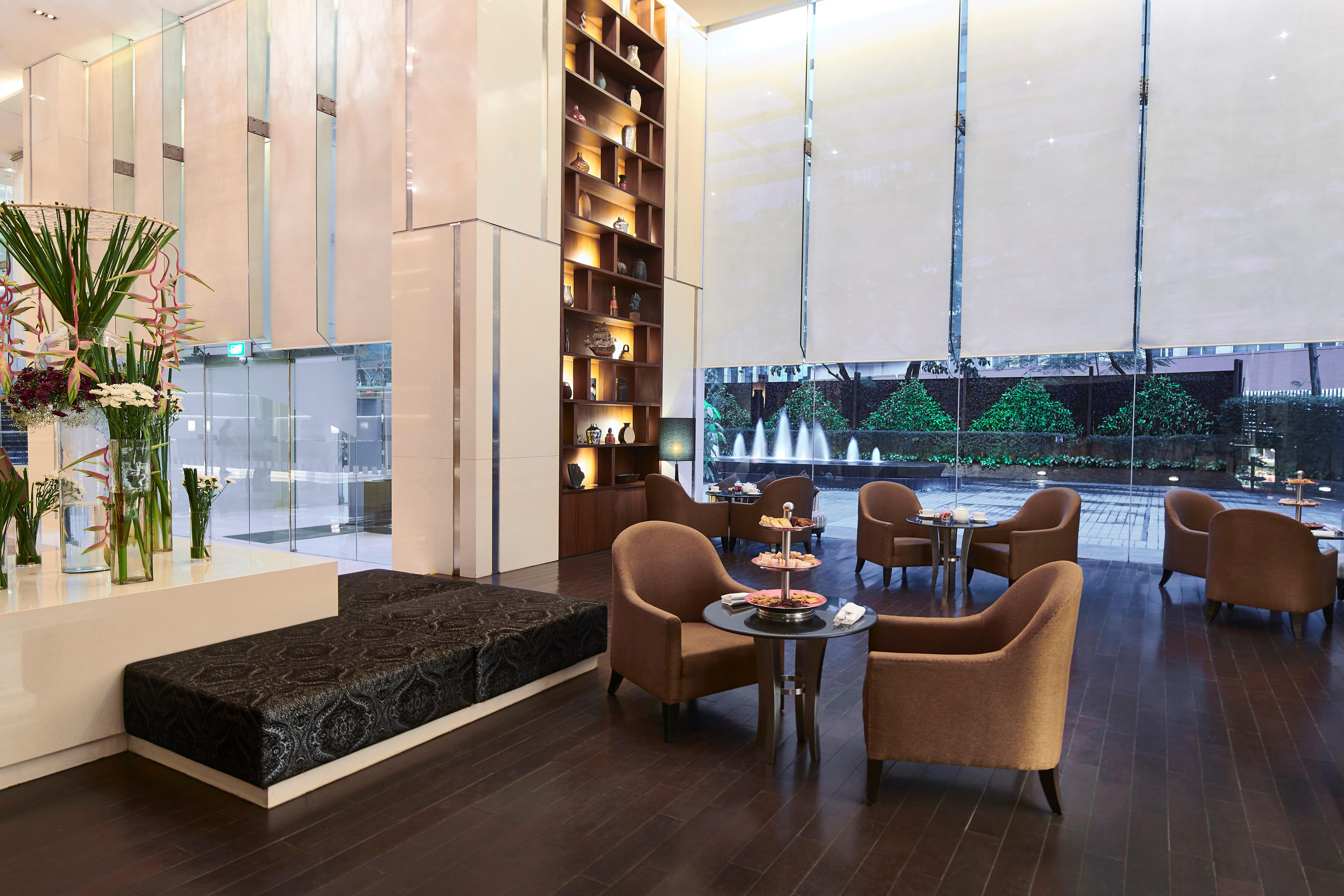 Holiday Inn Mumbai International Airport By Ihg Nội địa bức ảnh The lobby of the hotel